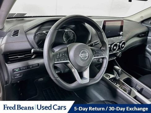 Used 2023 Nissan Sentra SR w/ Midnight Edition Package FWD image 13