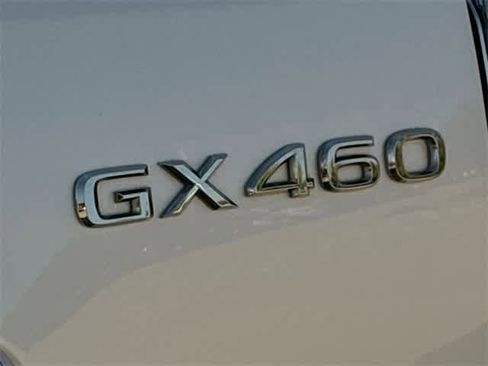 Used 2019 Lexus GX 460 Luxury image 8