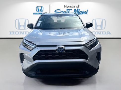 Used 2024 Toyota RAV4 LE AWD/4WD image 2