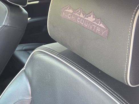 Used 2018 Chevrolet Silverado 2500 High Country w/ Duramax Plus Package AWD/4WD image 16