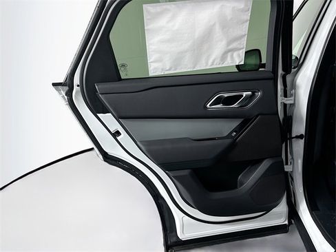 Used 2025 Land Rover Range Rover Velar S image 24