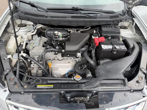 Used 2015 Nissan Rogue S AWD/4WD image 25