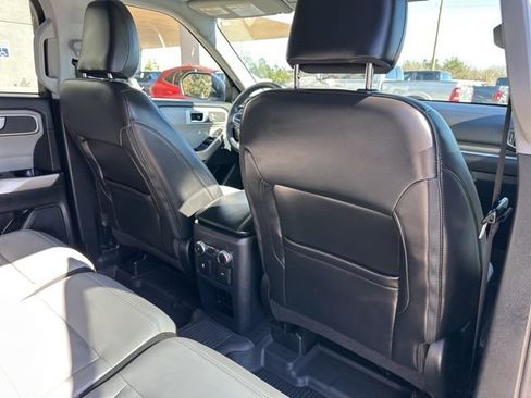 Used 2021 Ford Explorer XLT w/ Equipment Group 202A image 45