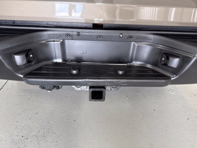 Used 2015 Toyota Tacoma 4x4 Access Cab V6 w/ SR5 Package image 10