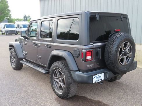 Used 2019 Jeep Wrangler Unlimited Sport S AWD/4WD image 10