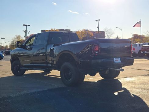 New 2026 RAM 3500 Tradesman image 15