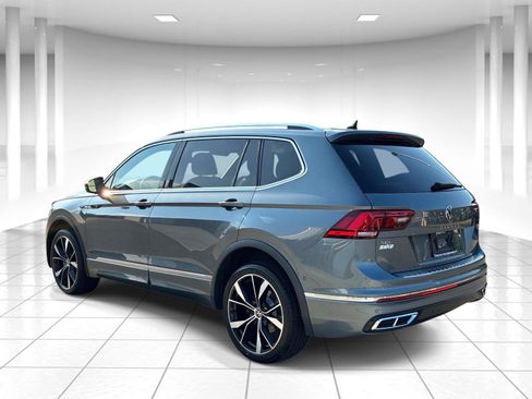 Certified 2024 Volkswagen Tiguan SEL R-Line AWD/4WD image 5