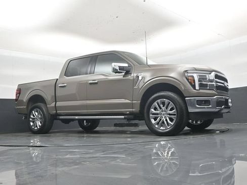 Used 2025 Ford F150 Lariat w/ Equipment Group 501A Mid AWD/4WD image 38