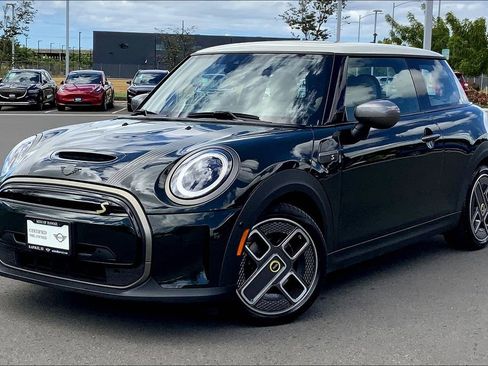 Certified 2024 MINI Cooper SE w/ MINI Resolute Edition image 3