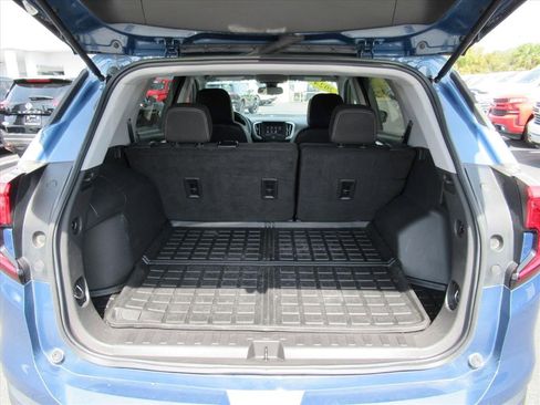 Certified 2024 GMC Terrain SLE w/ Driver Convenience Package image 28