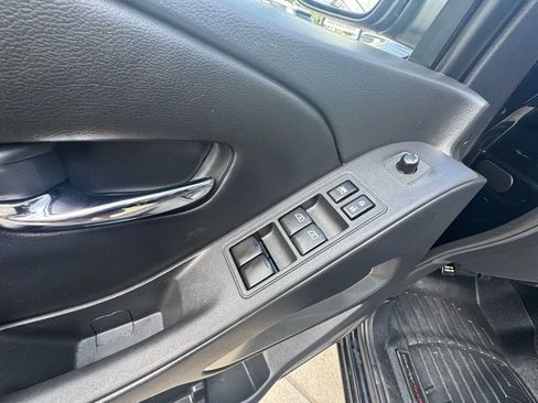 Used 2026 Nissan Frontier SV w/ All-Weather Content Package AWD/4WD image 14