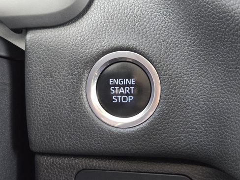 Used 2024 Toyota Tundra Limited image 23