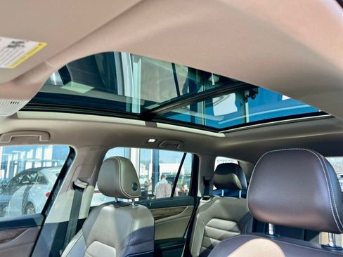 Used 2024 Volkswagen Atlas SEL image 35