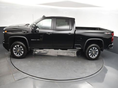 Used 2024 Chevrolet Silverado 2500 Custom w/ Custom Value Package image 33