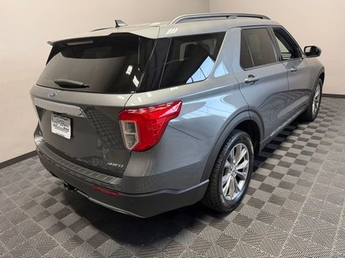 Used 2023 Ford Explorer XLT w/ Equipment Group 202A AWD/4WD image 8
