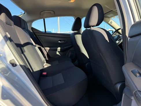 Used 2023 Nissan Sentra SV image 11