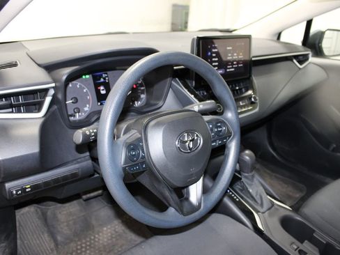 Used 2023 Toyota Corolla LE image 17