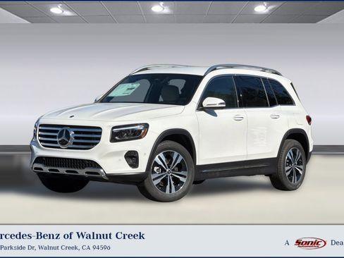 New 2025 Mercedes-Benz GLB 250 4MATIC image 1