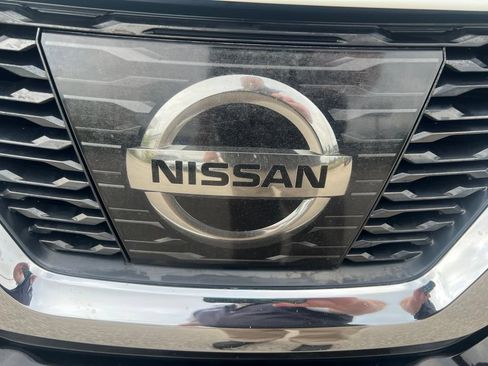 Used 2017 Nissan Rogue SL w/ SL Premium Package AWD/4WD image 29