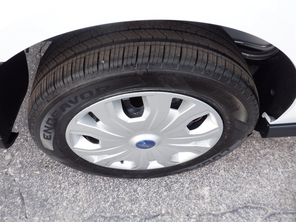 Used 2022 Ford Transit Connect XL FWD image 8