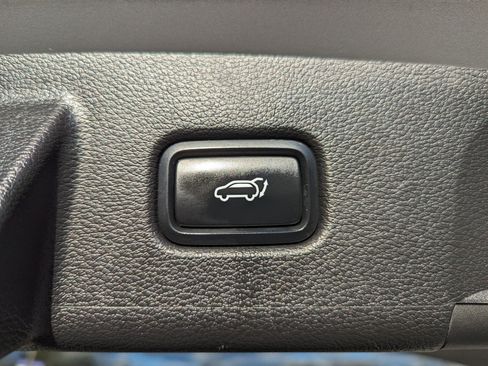 Used 2022 Kia Telluride EX w/ EX Premium Package image 43