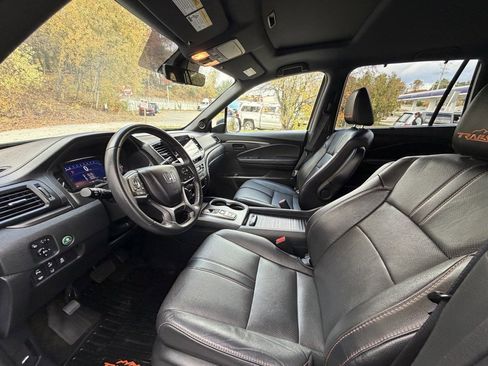 Used 2022 Honda Passport TrailSport image 7