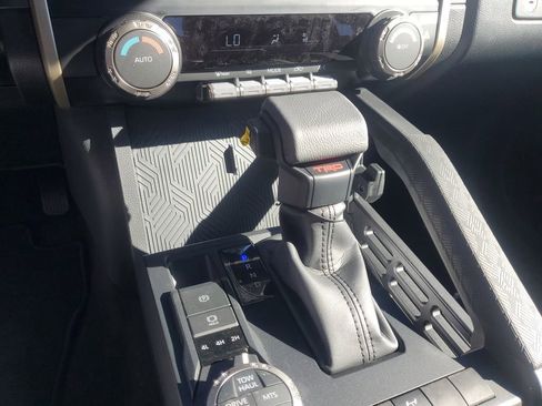 New 2025 Toyota Tacoma TRD Off-Road image 19