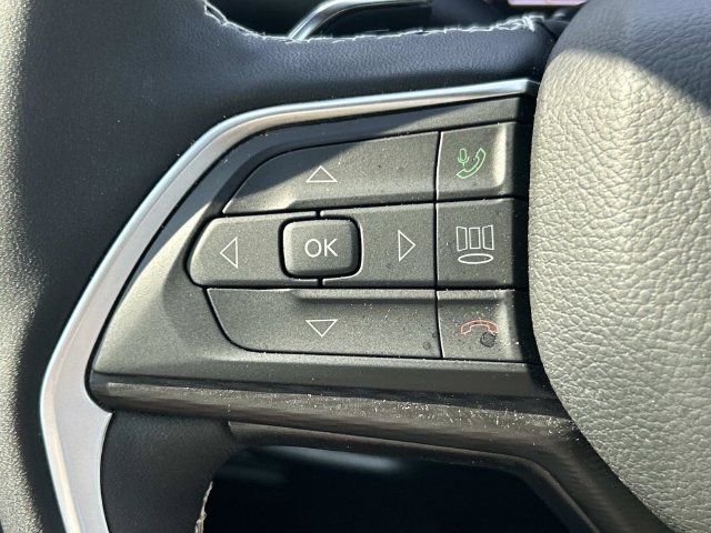 Used 2026 Jeep Grand Cherokee L 4WD image 38