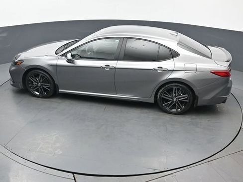 Used 2025 Toyota Camry LE image 38