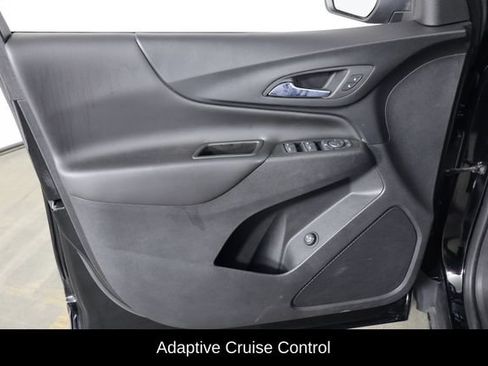 Used 2022 Chevrolet Equinox LT AWD/4WD image 19