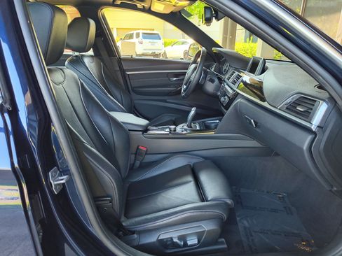 Used 2017 BMW 330e RWD image 32
