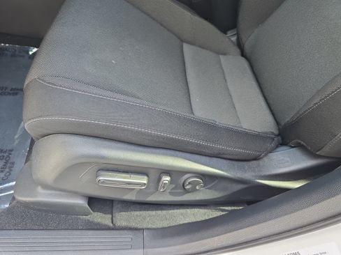 Certified 2024 Honda CR-V EX image 29