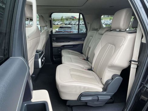 Used 2024 Ford Expedition Max Limited RWD image 13