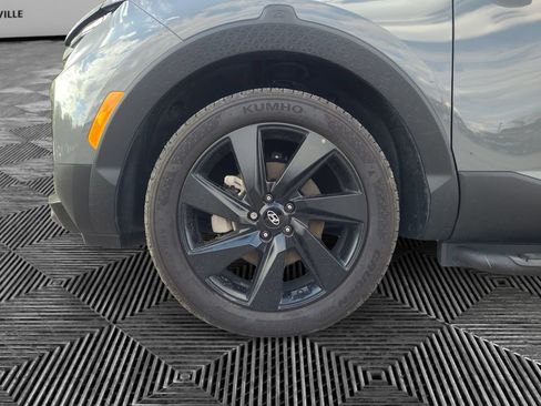 Used 2024 Hyundai Santa Cruz Night AWD/4WD image 14
