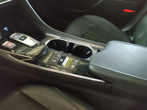 Used 2020 Hyundai Sonata Limited image 26