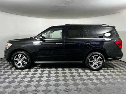 Used 2024 Ford Expedition Limited image 8