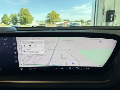 Used 2025 Buick Envision Sport Touring image 16