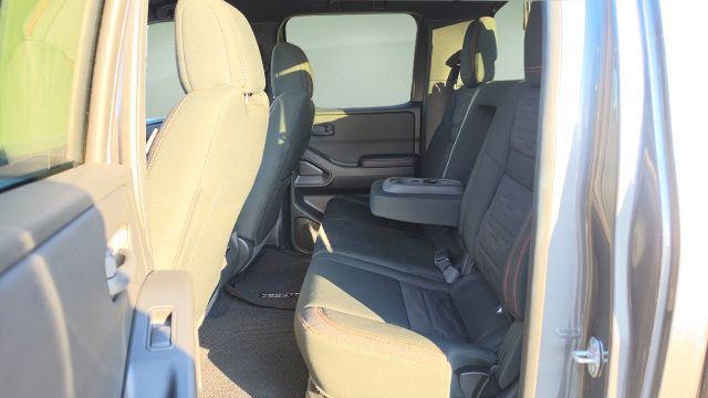 Used 2026 Nissan Frontier PRO-4X AWD/4WD image 27