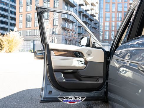 Used 2019 Land Rover Range Rover Supercharged image 42