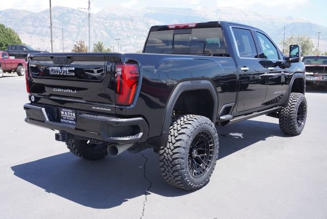Used 2025 GMC Sierra 2500 Denali Ultimate AWD/4WD image 16