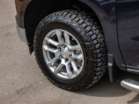 Used 2024 Chevrolet Silverado 1500 LT w/ Z71 Off-Road Package image 62