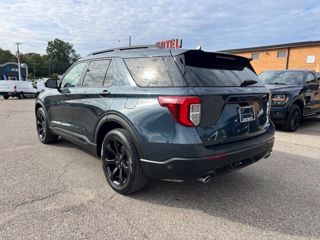 Certified 2024 Ford Explorer ST-Line w/ Class IV Trailer Tow Package AWD/4WD image 29