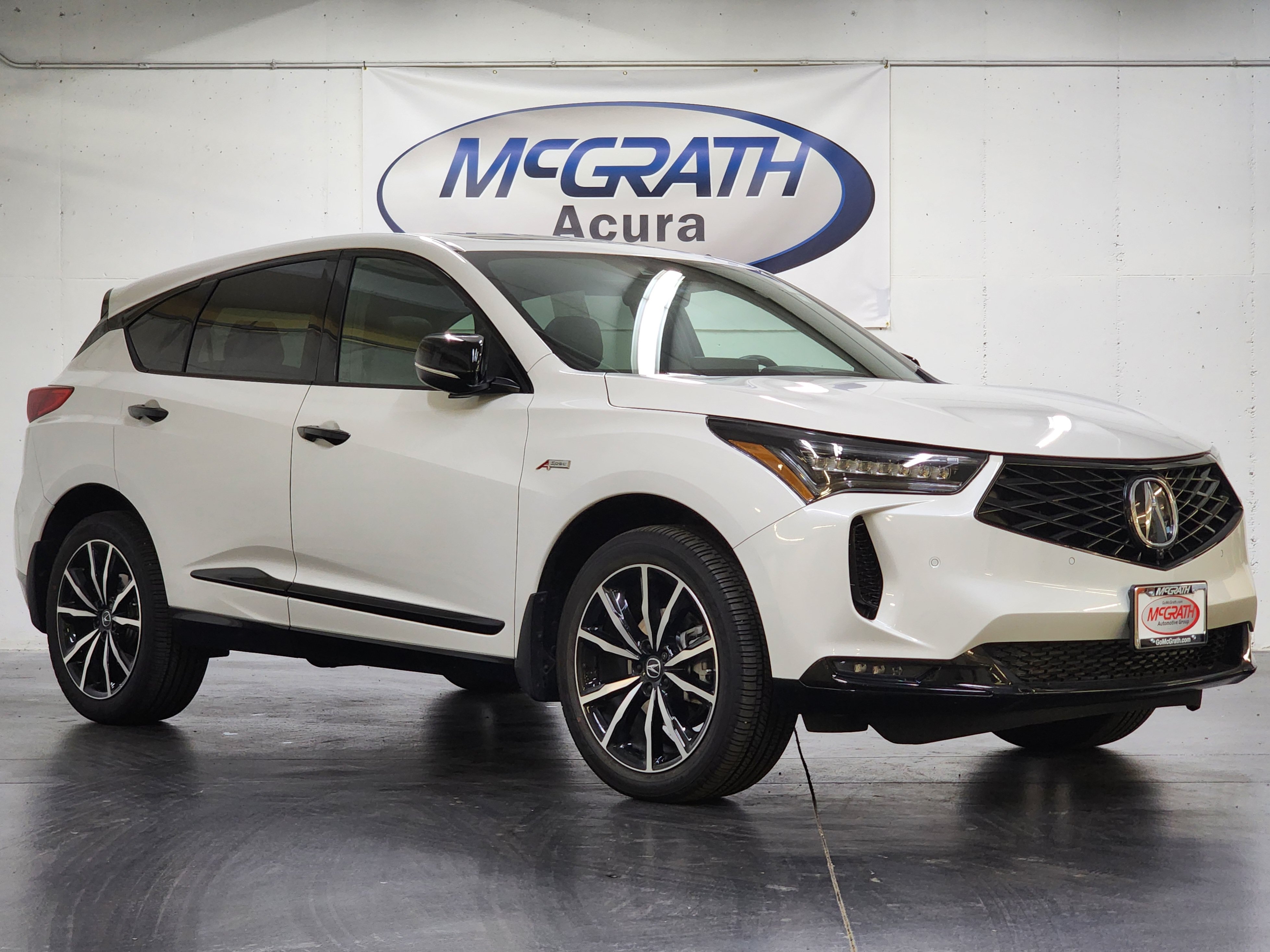 Certified 2026 Acura RDX w/ Advance Package AWD/4WD image 3