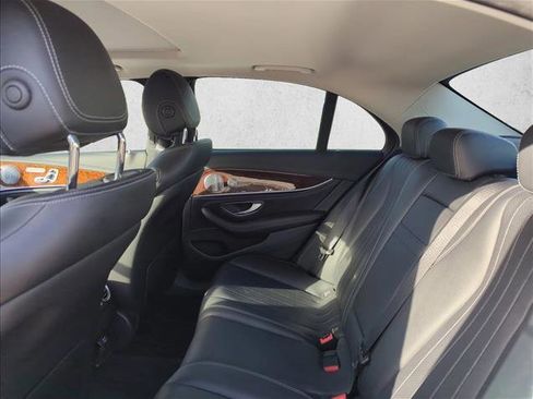 Used 2017 Mercedes-Benz E 300 image 16