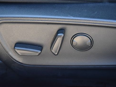 Used 2024 Ford Escape ST-Line image 26