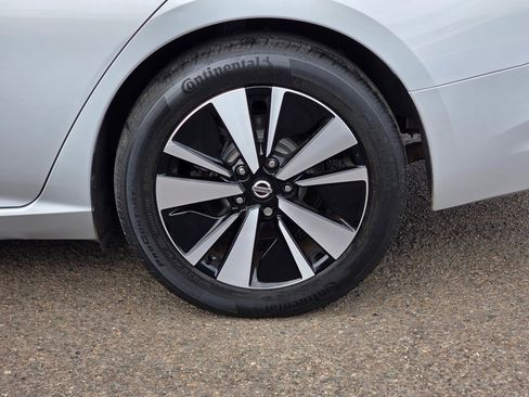 Used 2021 Nissan Altima 2.5 SV image 30