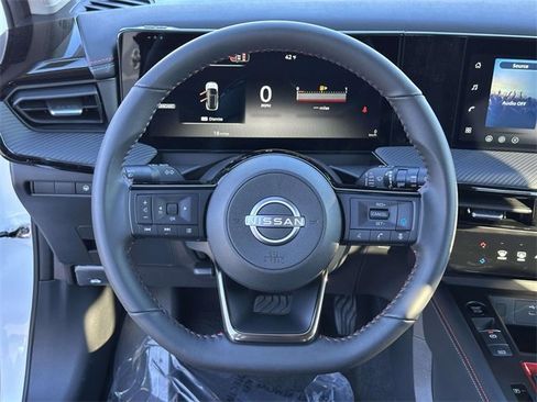 New 2026 Nissan Kicks SR image 18