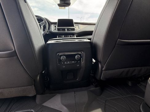 Used 2024 Chevrolet Suburban Premier w/ Premium Package 2 image 17