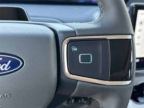 New 2025 Ford Expedition Max Active image 14