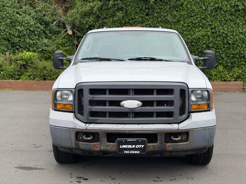 Used 2005 Ford F350 XL RWD image 2